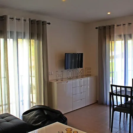 Apartman What A Life!